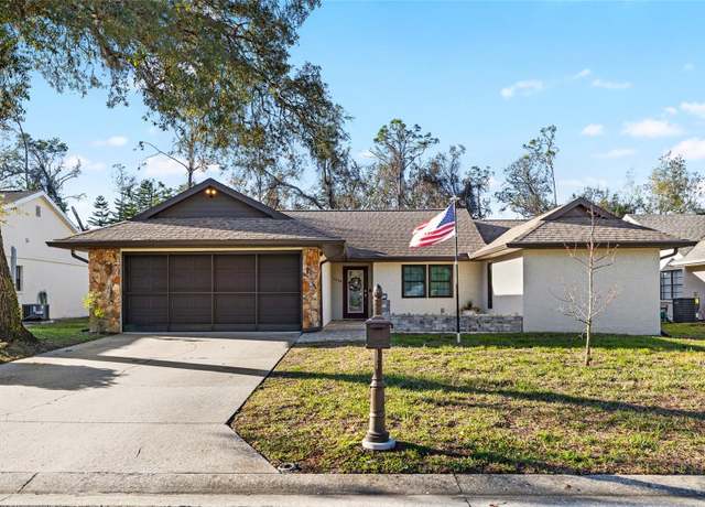 Property at 7208 Baltusrol Dr, New Port Richey, FL 34654, 3 beds, 3 baths