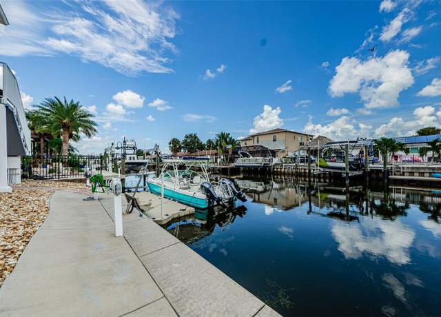 Property at 2186 Edythe Dr #11, Dunedin, FL 34698, 2 beds, 1 bath
