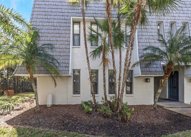 Property at 712 Lyndhurst St #301, Dunedin, FL 34698, 1 bed, 1 bath