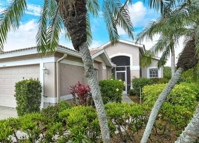 Property at 9411 Forest Hills Cir, Sarasota, FL 34238, 2 beds, 2 baths