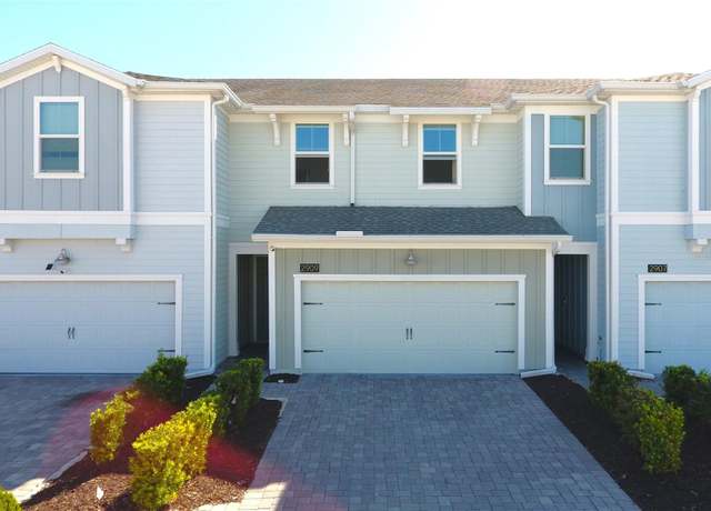 Property at 2909 Theme St, Kissimmee, FL 34746, 3 beds, 2.5 baths