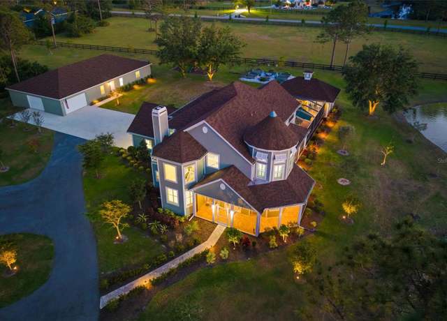 Property at 19006 69th Ave E, Bradenton, FL 34211, 5 beds, 5 baths