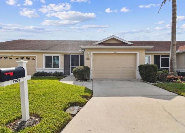 Property at 1709 Edgewater Ln, Palmetto, FL 34221, 2 beds, 2 baths