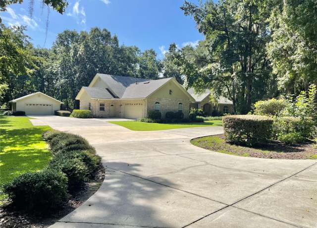 Property at 1501 NW 98th St, Gainesville, FL 32606, 4 beds, 3.5 baths