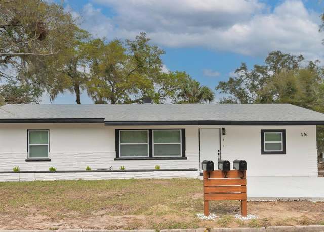 Property at 416 W Ianthe St, Tavares, FL 32778, 6 beds, 4 baths