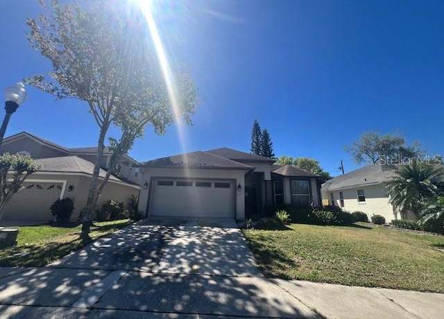 Property at 2625 Queen Mary Pl, Maitland, FL 32751, 3 beds, 2 baths