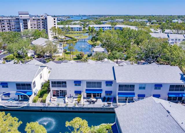 Property at 11531 Shipwatch Dr #1030, Largo, FL 33774, 3 beds, 2 baths