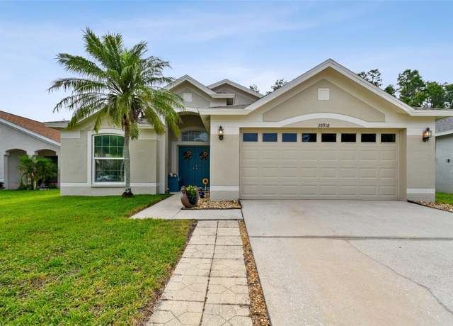 Property at 30918 Burleigh Dr, Wesley Chapel, FL 33543, 3 beds, 2 baths