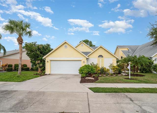 Property at 7833 Ontario Street Cir, Sarasota, FL 34243, 2 beds, 2 baths
