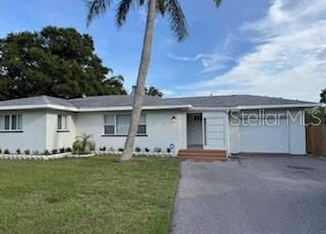 Property at 3118 Adrian Ave, Largo, FL 33774, 4 beds, 2 baths
