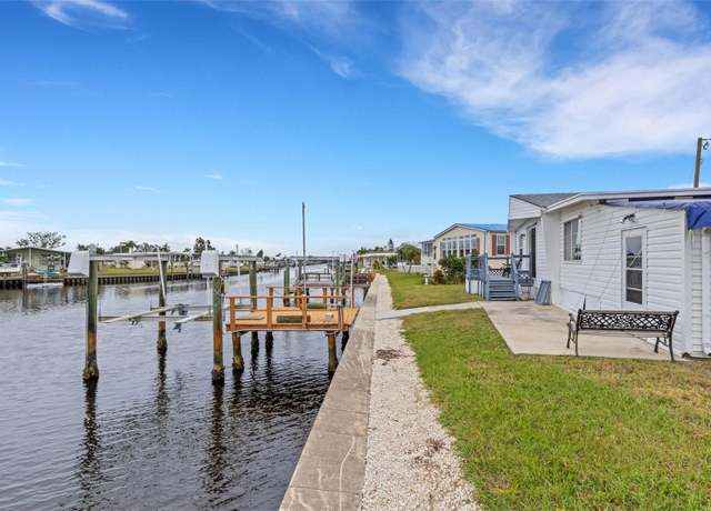 Property at 217 Mount Isle Ave NE #197, St Petersburg, FL 33702, 2 beds, 1.5 baths