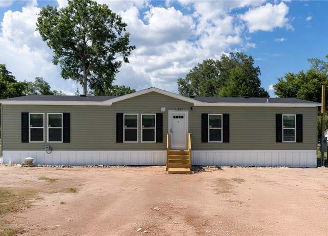 Property at 11307 NW 19th Ln, Ocala, FL 34482, 4 beds, 2 baths
