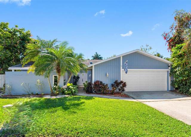 Property at 13420 Rustic Pines Blvd S, Seminole, FL 33776, 3 beds, 2 baths