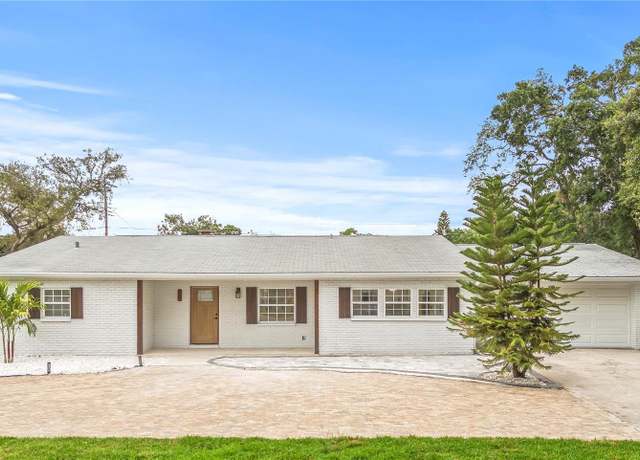 Property at 2554 Lake Ellen Cir, Tampa, FL 33618, 4 beds, 2 baths