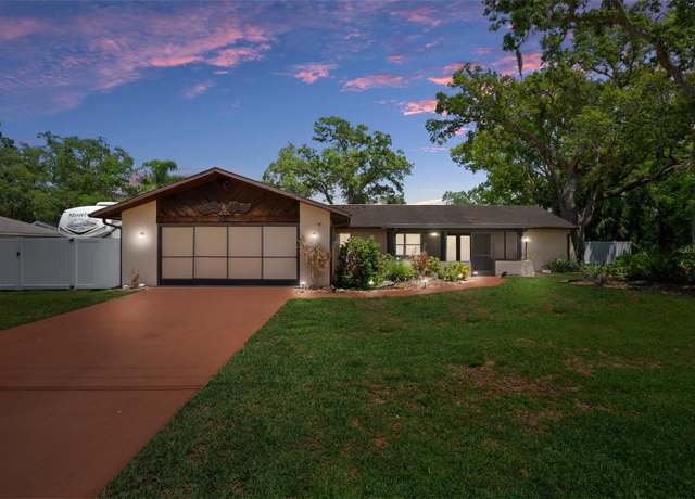 Property at 7630 Landmark Dr, Spring Hill, FL 34606, 3 beds, 2 baths