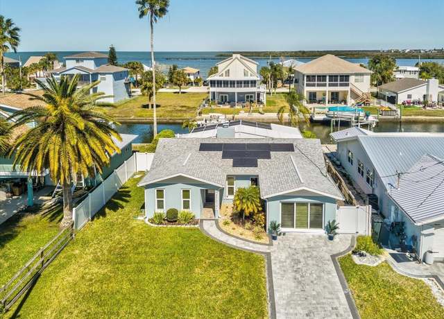 Property at 6531 Seaview Blvd, Hudson, FL 34667, 3 beds, 2 baths
