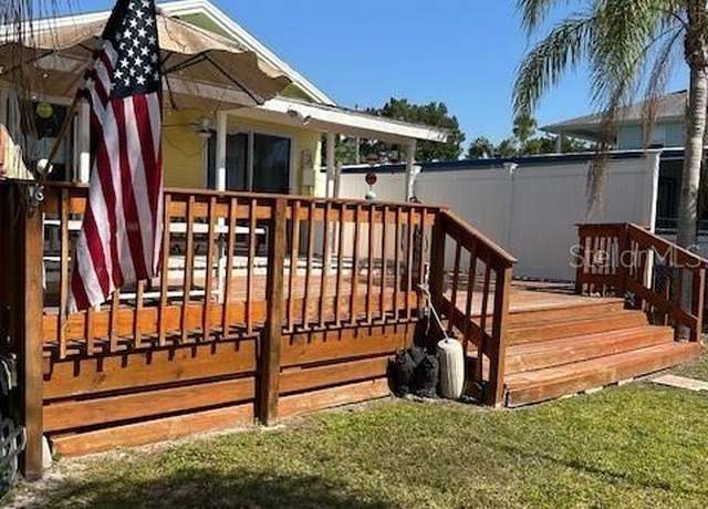 Property at 2750 N Comanche Pt, Crystal River, FL 34429, 2 beds, 1 bath