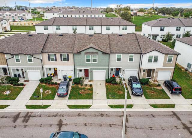 Property at 947 Grandin St, Davenport, FL 33837, 3 beds, 2.5 baths