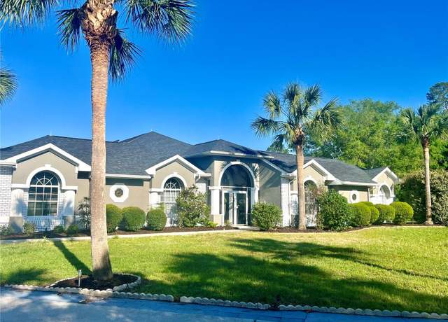Property at 5282 N Sacramento Ave, Beverly Hills, FL 34465, 4 beds, 3 baths