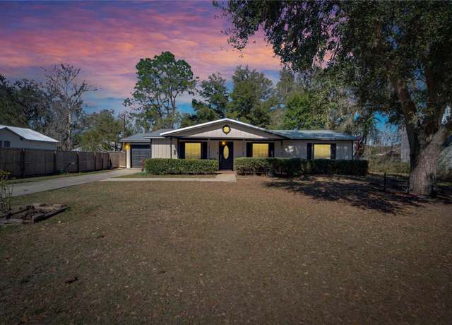 Property at 613 4th St NE, Fort Meade, FL 33841, 3 beds, 2 baths
