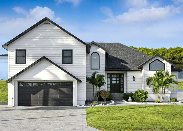 Property at 6627 Dolphin Cove Dr, Apollo Beach, FL 33572, 4 beds, 3.5 baths