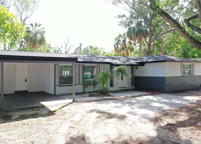 Property at 9218 Memorial Hwy, Tampa, FL 33615, 3 beds, 2 baths