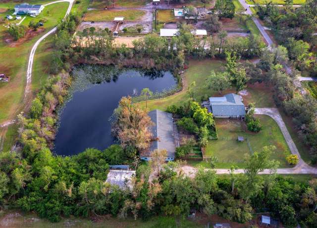 Property at 5645 Churchill Downs Rd, Sarasota, FL 34241, 3 beds, 2.5 baths
