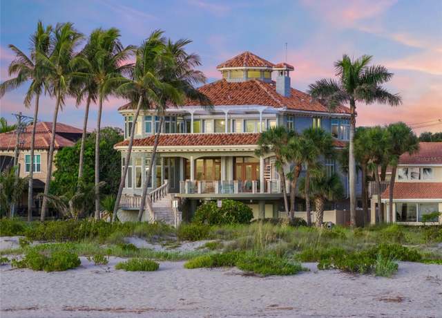 Property at 213 The Esplanade S, Venice, FL 34285, 5 beds, 4.5 baths