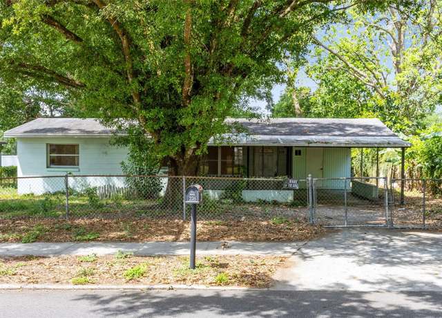 Property at 226 S Apollo Dr, Apopka, FL 32703, 2 beds, 1 bath