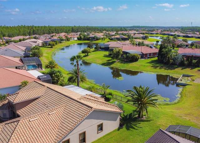 Property at 772 San Raphael St, Kissimmee, FL 34759, 3 beds, 3.5 baths