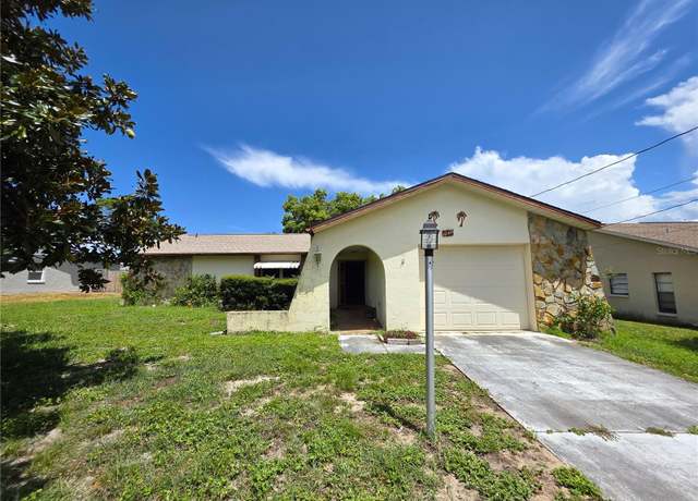 Property at 10451 Hobson St, Spring Hill, FL 34608, 2 beds, 2 baths