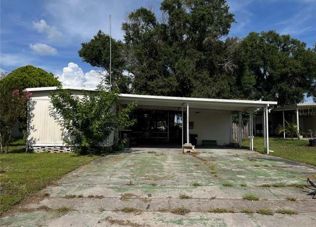 Property at 1232 Country Club Ln, Lakeland, FL 33801, 2 beds, 1 bath