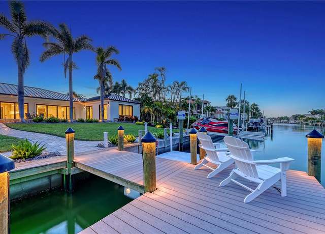 Property at 659 N Owl Dr, Sarasota, FL 34236, 4 beds, 3.5 baths