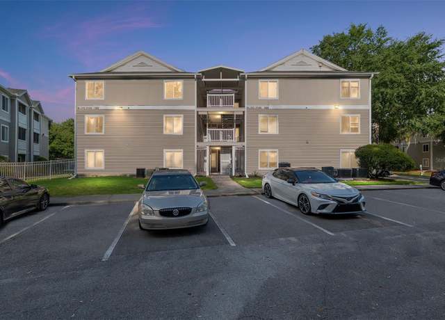 Property at 4000 SW 23rd St Unit 2-305, Gainesville, FL 32608, 4 beds, 4 baths