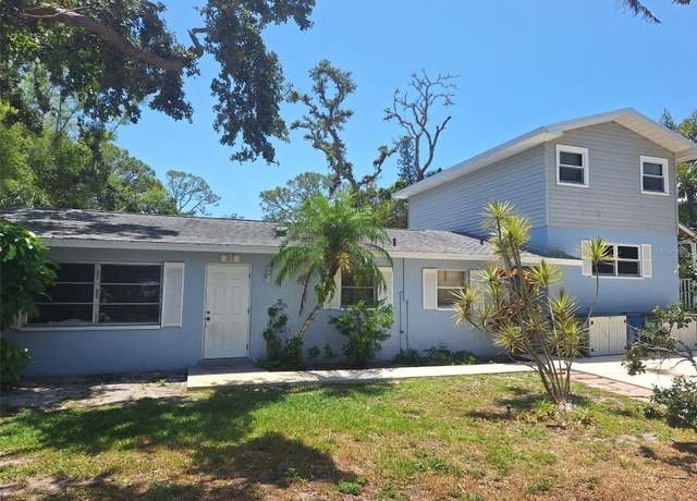 Property at 305 Pine Rd, Nokomis, FL 34275, 3 beds, 3 baths