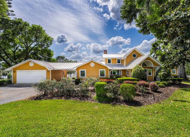 Property at 11200 Lane Park Rd, Tavares, FL 32778, 3 beds, 3.5 baths