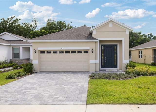 Property at 1198 Atlantic Ave, Fruitland Park, FL 34731, 3 beds, 2.5 baths