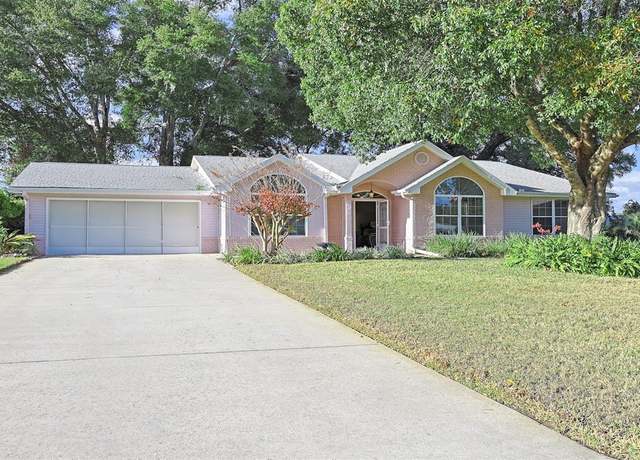 Property at 8225 SW 108th Loop, Ocala, FL 34481, 3 beds, 2 baths