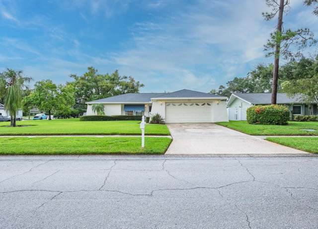 Property at 2812 Fair Green Dr, Clearwater, FL 33761, 2 beds, 2 baths