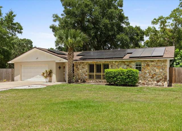 Property at 12 Horseman Cv, Longwood, FL 32750, 4 beds, 2 baths