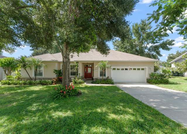 Property at 1224 Shorecrest Cir, Clermont, FL 34711, 3 beds, 2 baths