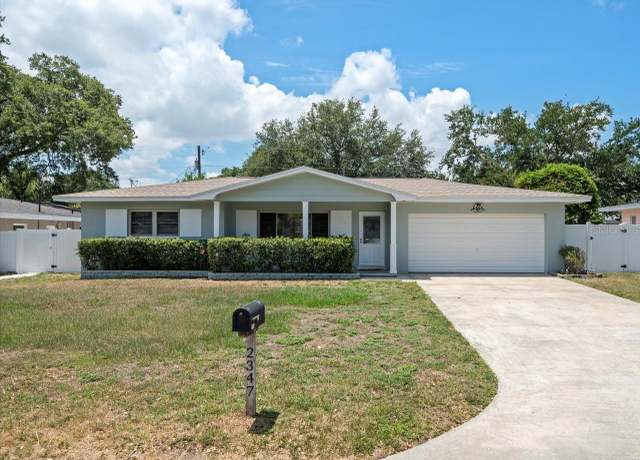 Property at 2347 Eastwood Dr, Clearwater, FL 33765, 3 beds, 2 baths
