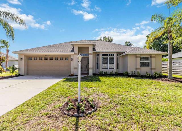 Property at 4845 Post Pointe Dr, Sarasota, FL 34233, 4 beds, 2 baths