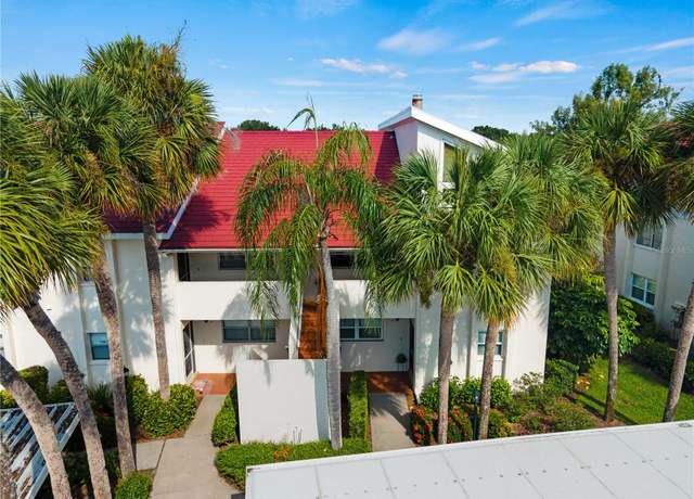 Property at 760 Village Cir #212, Venice, FL 34292, 2 beds, 2 baths