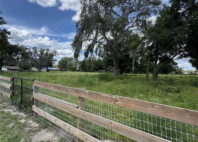 Property at 8640 SW 73rd Ave, Ocala, FL 34476, 3 beds, 2 baths