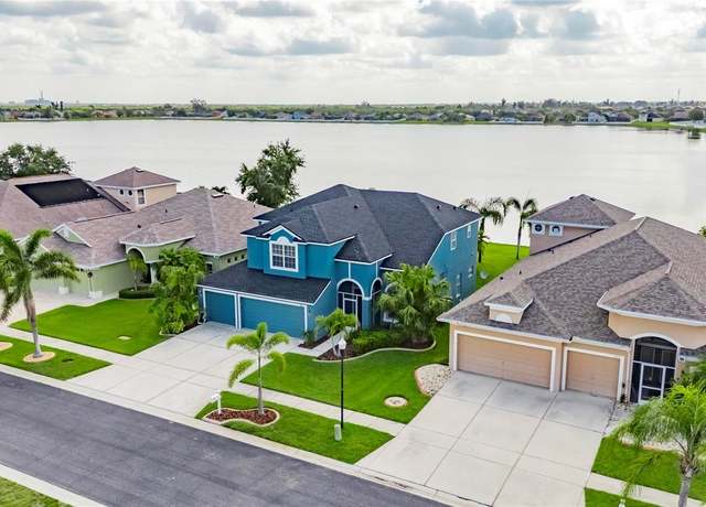 Property at 1806 Mira Lago Cir, Ruskin, FL 33570, 5 beds, 3 baths