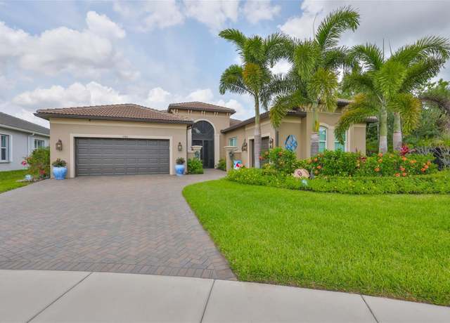Property at 15303 Valencia Del Sol St, Wimauma, FL 33598, 3 beds, 3.5 baths