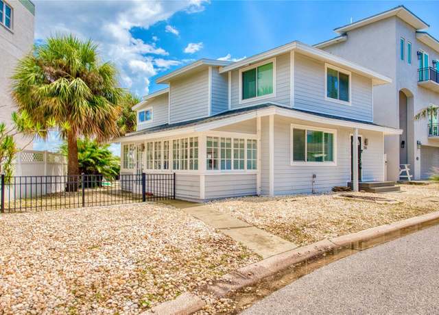 Property at 300 Bay Plz, Treasure Island, FL 33706, 3 beds, 3.5 baths