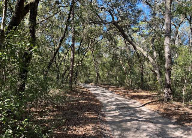 Property at 104 Sunset Ln, Interlachen, FL 32148
