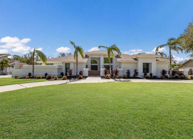 Property at 6817 Riverview Blvd, Bradenton, FL 34209, 4 beds, 3 baths